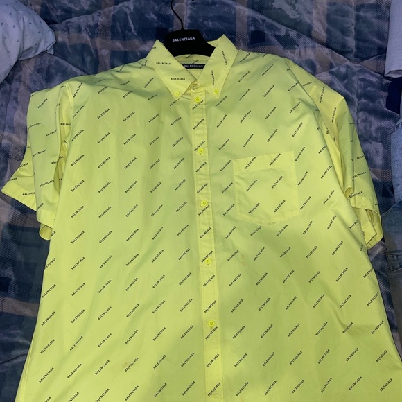 Balenciaga shirt Large Fits Like an XL
